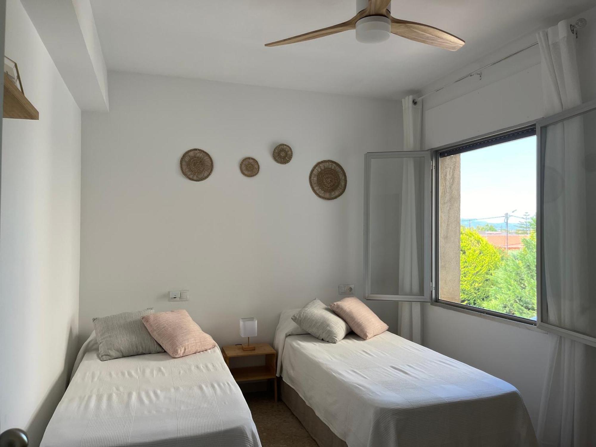 Moderno Apartamento Vacacional Deltebre Esterno foto